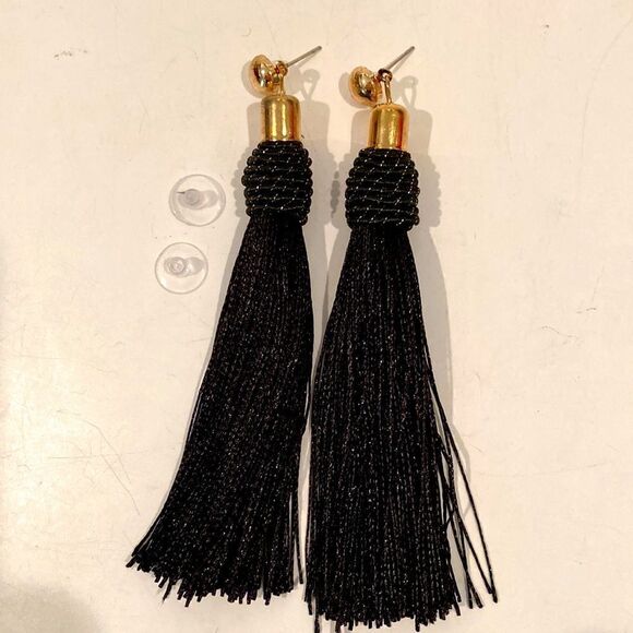 Tassel Earrings Black    - Picture 1 of 3